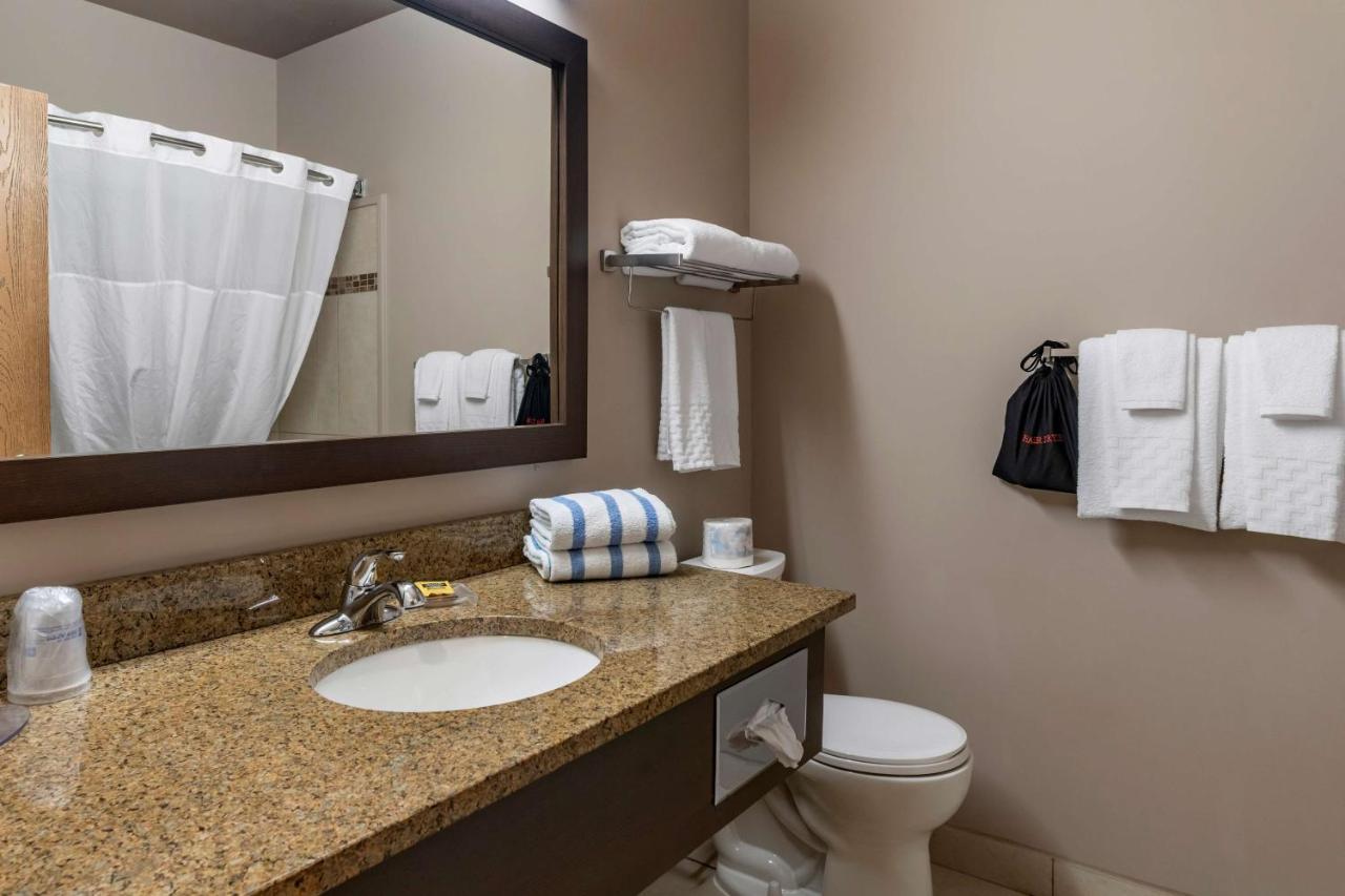 Best Western Plus Bridgewater Hotel & Convention Centre Εξωτερικό φωτογραφία