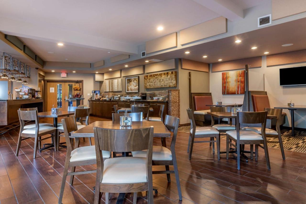 Best Western Plus Bridgewater Hotel & Convention Centre Εξωτερικό φωτογραφία